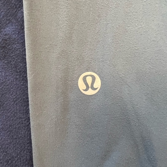 Lululemon High-Rise 7/8 Tight 25" in Chambray - good used condition - Picture 4 of 4